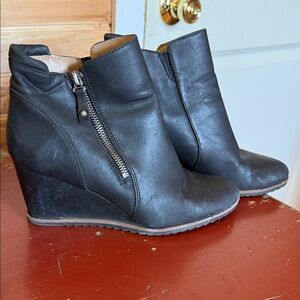 SOUL Naturalizer Black Wedge Boots